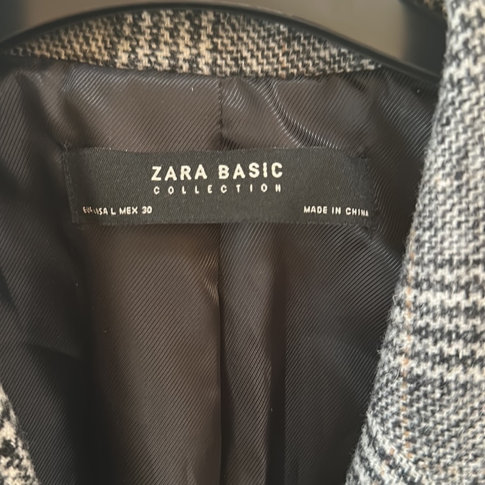 Zara Basic Collection Blazer - Never Worn - image 4